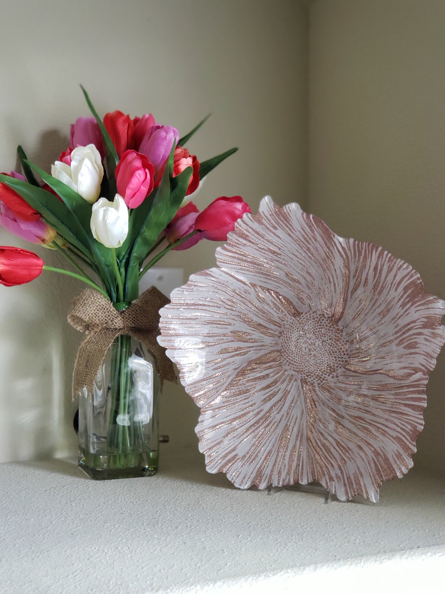 Pink flower glass decorative bowl